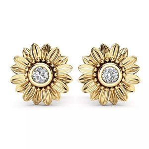 ***18k Yellow Gold Diamond Sunflower Stud Earrings